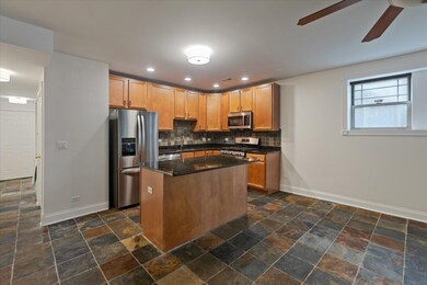 6818 N Ashland Blvd unit 1A, Chicago, IL 60626 - photo 4