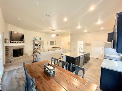 913 E 92nd St, Odessa, TX 79765 - photo 5