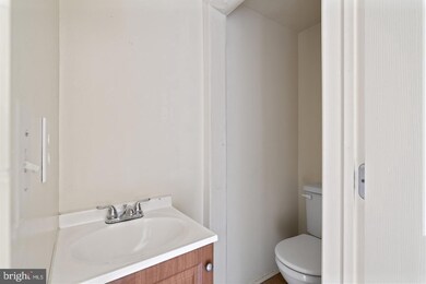 1225 S 2nd St, Philadelphia, PA 19147 - photo 7