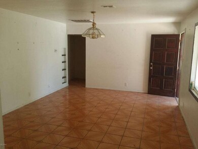 126 E Marilyn Ave, Mesa, AZ 85210 - photo 3