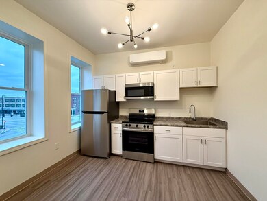 1138 Elm St, Manchester, NH 03101 - photo 5