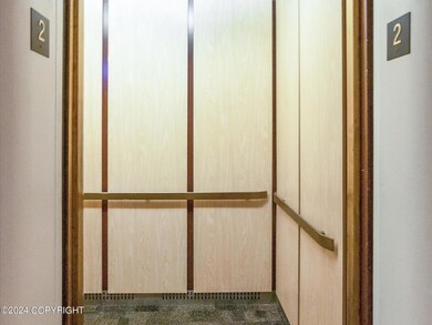 Building Elevator