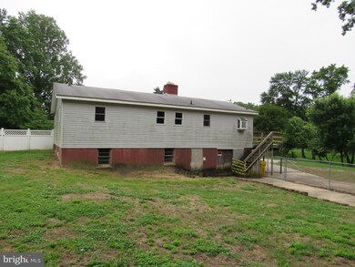 14 Kellington Dr, Pasadena, MD 21122 - photo 6