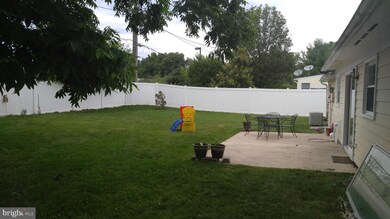 4214 Middle Ridge Dr, Fairfax, VA 22033 - photo 3