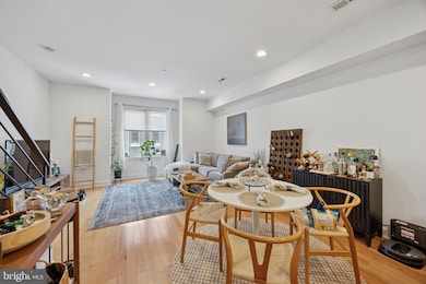 923 N 19th St, Philadelphia, PA 19130 - photo 3