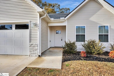 744 S Bomar Ave, Landrum, SC 29356 - photo 3