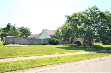 3379 Queensbury Dr, Columbus, IN 47203 - photo 2