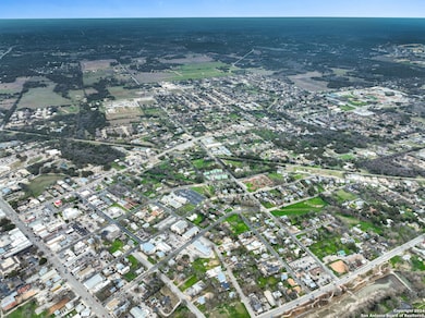 115 Pecan St, Boerne, TX 78006 - photo 6