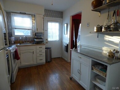 1088 Driver Place, Allentown, PA 18106 - photo 5