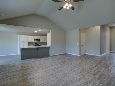 5023 N 35th St, Broken Arrow, OK 74014 - photo 5
