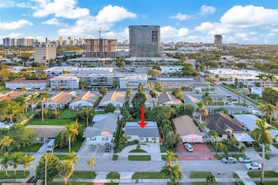 1012 NE 2nd St, Hallandale Beach, FL 33009 - photo 5