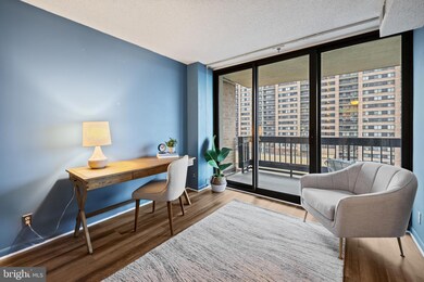 Skyline Square North and South unit 619-N, Baileys Crossroads, VA 22041 - photo 4