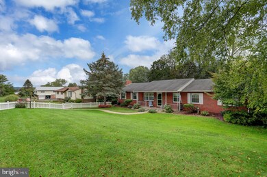 1040 Skyview Dr, Milton, PA 17847 - photo 3