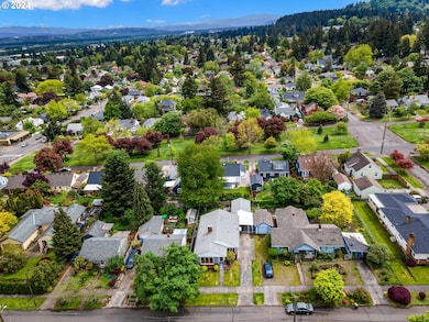 4330 NE 71st Ave, Portland, OR 97218 - photo 6