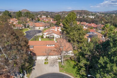 611 Indian Wells Ln, Newbury Park, CA 91320 - photo 2