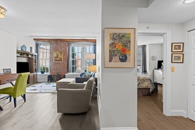 53 Warren St unit 119, Newburyport, MA 01950 - photo 5