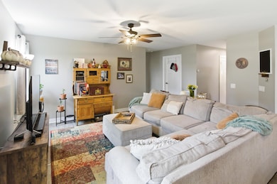 2249 McClouds Square, Marysville, OH 43040 - photo 3