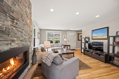 7-web-or-mls-10-seashore-park-dr-gg