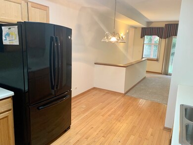 2104 Glacier Ct, Algonquin, IL 60102 - photo 3