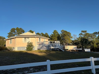 1810 Lighthouse Rd, Carrabelle, FL 32322 - photo 2