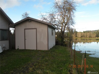 3981 Whitcomb St, Raymond, WA 98577 - photo 4
