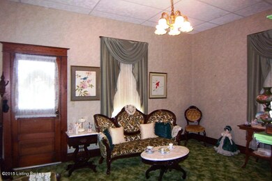 2 LIVING ROOM