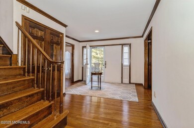 ENTRY FOYER
