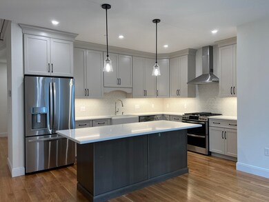 240 Sage Ln unit 31, Portsmouth, NH 03801 - photo 2