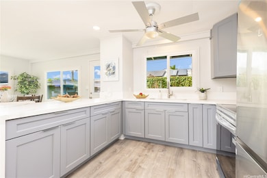 407 Keaniani St unit B, Kailua, HI 96734 - photo 4