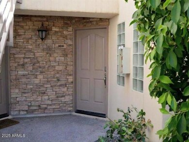 3235 E Camelback Rd unit 104, Phoenix, AZ 85018 - photo 2