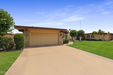 10543 W Pineaire Dr, Sun City, AZ 85351 - photo 6