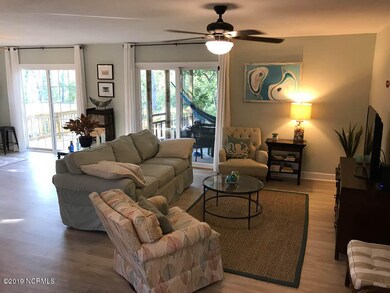 (7) 23 x 14 living room