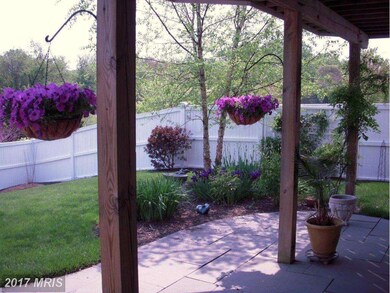 23826 Burdette Forest Rd, Clarksburg, MD 20871 - photo 3