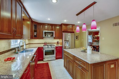 2212 Forest Glen Rd, Silver Spring, MD 20910 - photo 7