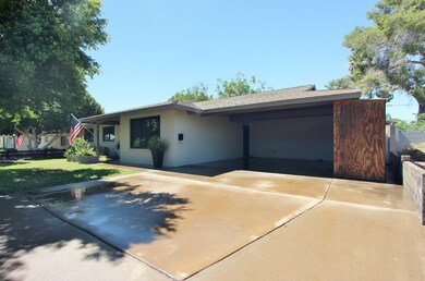 Drive & Carport2