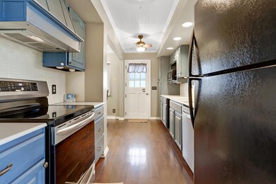 206 E Pembroke St, Tuscola, IL 61953 - photo 6