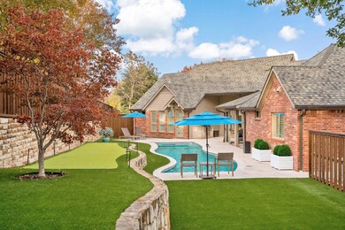 Private Pool and Spa Area with Backyard and your o