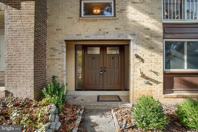 9531 Barcellona Ct, Fairfax, VA 22031 - photo 5