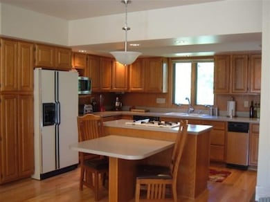 1711 N Pine Ridge Dr, La Porte, IN 46350 - photo 2