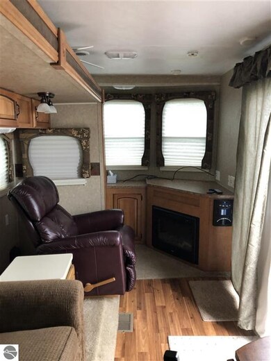 132 E Michigan Ave, Au Gres, MI 48703 - photo 5