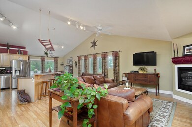 819 Brook Forest Rd, Nixa, MO 65714 - photo 5