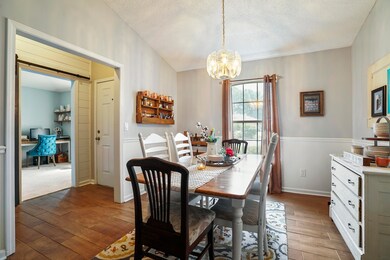 5335 Beatle Ct, Jacksonville, FL 32244 - photo 5