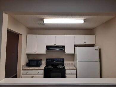 211 Woodcrest Cir, Warner Robins, GA 31093 - photo 5