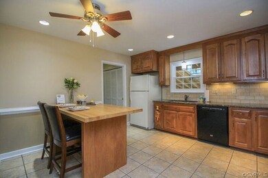 1506 Ednam Forest Dr, Henrico, VA 23238 - photo 4