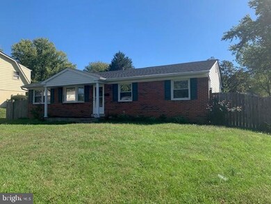 13317 Hillendale Dr, Woodbridge, VA 22193 - photo 4