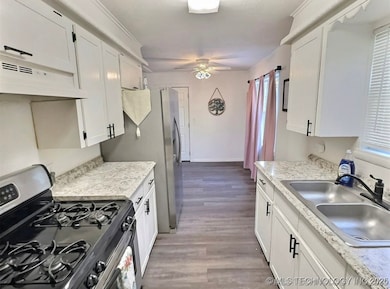 305 E Elm St, Skiatook, OK 74070 - photo 6