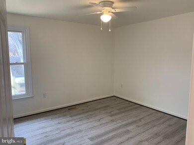 921 Nova Ave, Capitol Heights, MD 20743 - photo 7