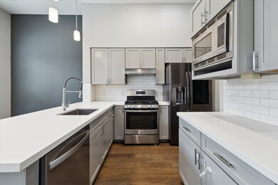 614 Thornton Rd unit G, Houston, TX 77018 - photo 7