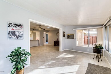 10341 W Audrey Dr, Sun City, AZ 85351 - photo 7