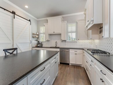 6016 Kessler Dr, North Richland Hills, TX 76180 - photo 5